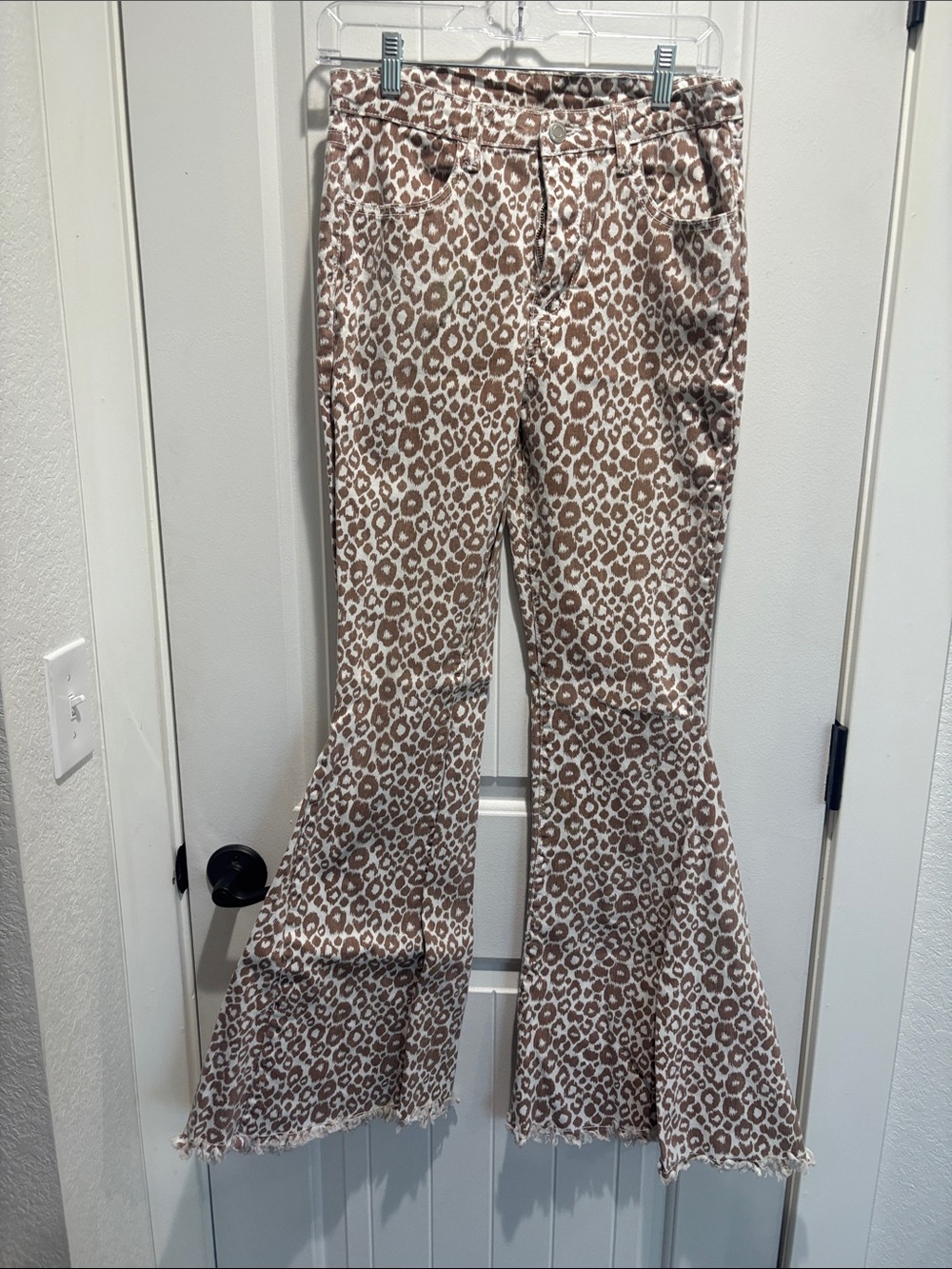 Leopard Print Flare Jeans - Taupe